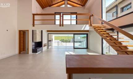 Casa Térrea na Reserva do Alphaville II - Projeto Prático e Funcional - 505 m² terreno, 295 m² construção - 3 SUÍTES + Escritório + Academia c/ wc
