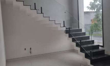 Casa em condomínio fechado no Urbanova condomínio Monte Carlo