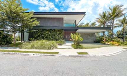 Casa à venda Mobiliada com 3 SUÍTES  - Condomínio Jardim do Golfe 1