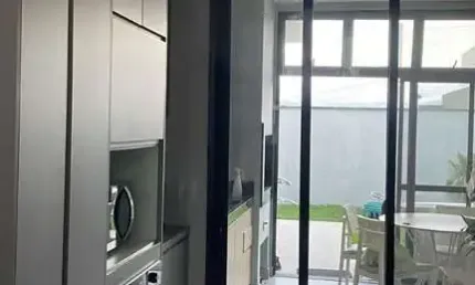 Casa terrea a venda localizada no malibu, com 3 dormitórios sendo 1 suíte!