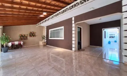 Casa Sobrado de lote inteiro, com edícula . rua sem saída no Bosque dos Eucaliptos