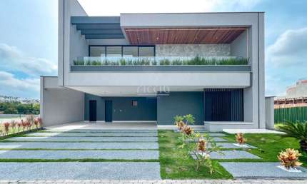 Casa em condominio no bairro do Urbanova com 4 suites.