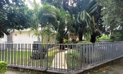 Casa no Jardim Esplanada II com terreno de 450m² Casa para reforma