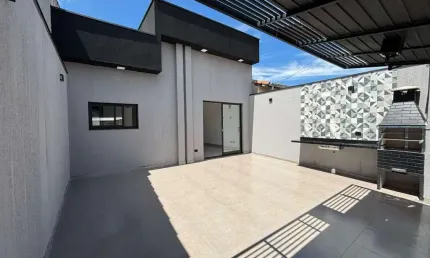 Casa no bairro  Vila das Flores , com 3 dormitórios sendo 1 suite.