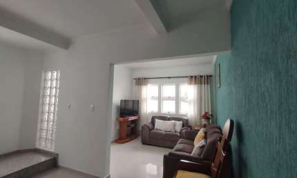 Casa à venda  com 2 suítes no Jardim Santo Onofre em São José dos Campos