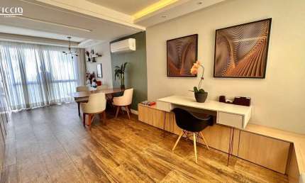 Casa à venda com 209,74m2 no Condomínio Dei Fiore, no Urbanova VI em São José dos Campos