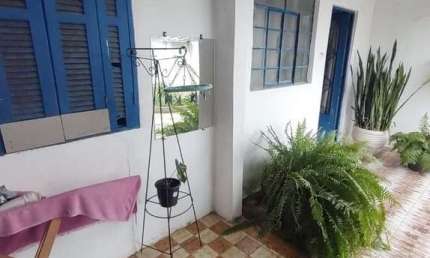 Casa com ponto Comercial no Jardim Satélite em São José dos Campos