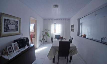 Casa á venda com 3 dormitórios no Jardim Satélite - São José dos Campos