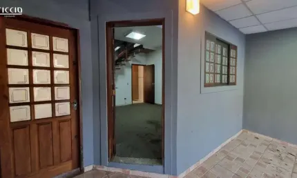 Casa no bairro Jardim das Industrias em São José dos Campos