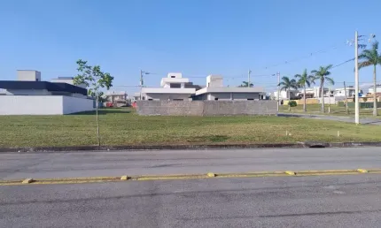 Ótimo terreno totalmente plano condomínio vereda dos campos, sjcampos