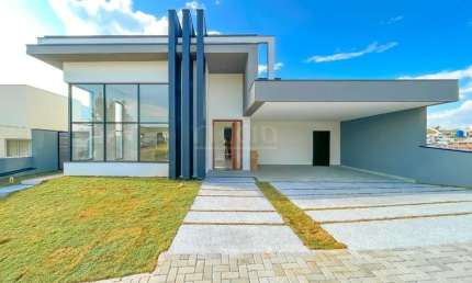 Casa Térrea à Venda no Urbanova em SJC! Cond. Mônaco Urbanova - 3 SUÍTES + Escritório. Com Piscina - Avalia Permuta - PRONTA PARA MORAR!
