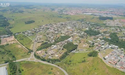 Terreno à venda com Frente para area Verde, Cond. Mirante Do Vale em Jacareí - 1.000 m² Quadra Q - 1º Fase em Aclive - Frente Área Verde - SP