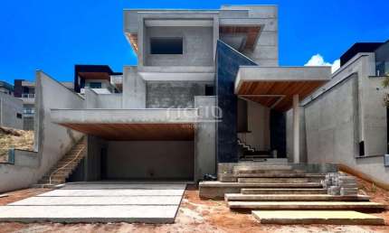 Casa à venda no Urbanova condominio Jaguary, 4 SUÍTES com Infra para Elevador/ PISCINA - Urbanova em São Jose dos Campos SP.