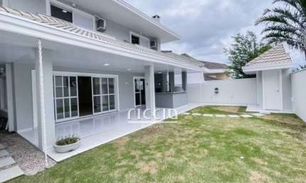 Urbanova  Altos da Serra 5 ,375 m2 terreno, 359 m2 construção  4 suítes