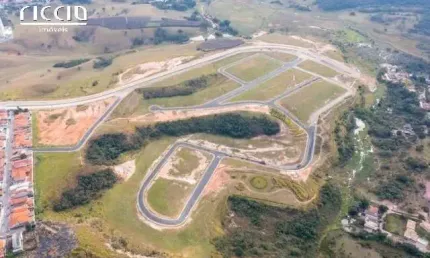 Terreno à venda no Recanto da Baronesa em SJC com 751,00 m2 de terreno Quadra D - Esquina