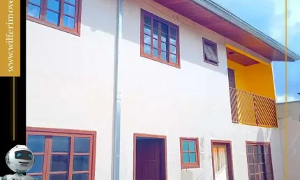 Casa com 2 quartos à venda na Rua Andirá, 566, Guaraituba, Colombo, 103 m2 por R$ 345.000
