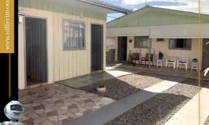 Casa com 2 quartos à venda na Rua Helena Alves Ferreira Ribeiro, Maracanã, Colombo por R$ 290.000