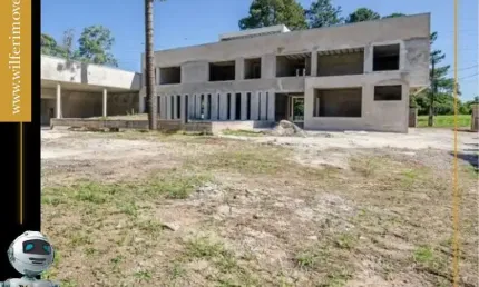 Casa com 5 quartos à venda na Rua Anastácio Homann, Orleans, Curitiba, 620 m2 por R$ 2.300.000