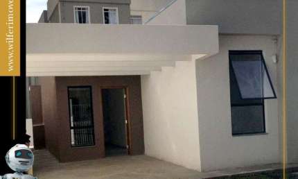 Casa com 3 quartos à venda na Rua Pedro do Rosário, 2110, Palmital, Colombo, 55 m2 por R$ 345.000