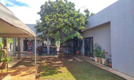 Casa em condomínio fechado com 3 quartos à venda no Setor Habitacional Tororó (Santa Maria), Brasília , 350 m2 por R$ 920.000