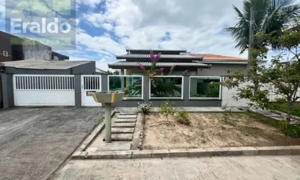 Casa com 3 quartos à venda na Avenida Paranaguá, 2698, Riviera, Matinhos