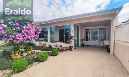 Casa com 3 quartos à venda na Avenida Paranaguá, 2535, Riviera, Matinhos