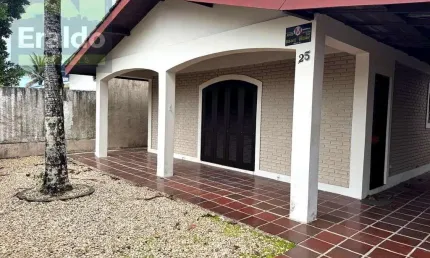 Casa com 3 quartos à venda na Rua Jandáia do Sul, 25, Balneário Caravelas, Matinhos
