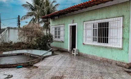 Casa com 3 quartos à venda na Rua Antônio Machado, Jardim Imperial, Itaboraí