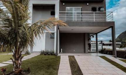 Casa em condomínio fechado com 4 quartos à venda na Rodovia Vereador Oldemar Guedes Figueiredo, Ubatiba, Maricá
