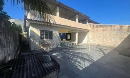 Casa à venda em Itaboraí, Centro, com 2 quartos, 200m²
