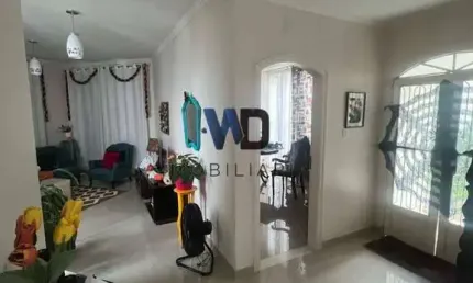Casa com 3 quartos, 250m², para locação em Itaboraí, Centro