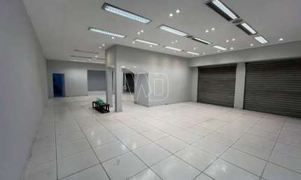 Loja no melhor ponto de Itaboraí, frente Avn. 22 de Maio - 189m²