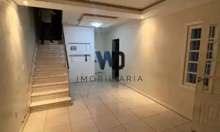 Ótima casa com perfil comercial muito bem localizada