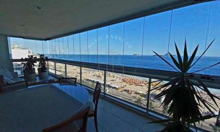 Apartamento Com 3 Quartos Sendo 1 Suíte 2 Banheiros e Com 3 Vagas no Leblon - RJ