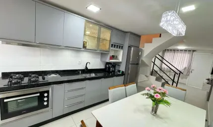 Casa com 2 quartos à venda no Velha Central, Blumenau , 80 m2 por R$ 369.000