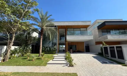CASA TRIPLEX COM 5 SUÍTES, 780M² ALHAVILLE BARRA DA TIJUCA