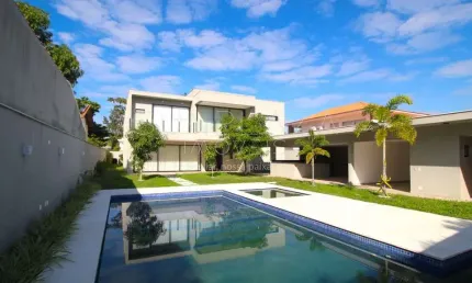 Casa com 5 dormitórios, 821 m² - venda por R$ 9.900.000,00 ou aluguel por R$ 57.202,00/mês - Barra da Tijuca - Rio de Janeiro/RJ