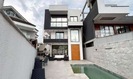 Casa com 4 quartos, 515 m² - venda por R$ 2.900.000 ou aluguel por R$ 32.700/mês - Vargem Grande - Rio de Janeiro/RJ