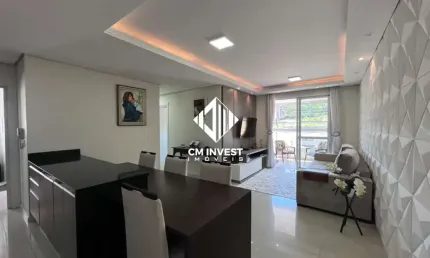 Apartamento à venda com 2 Quartos, Com sacada com Churrasqueira e Piscina na Praia Comprida em São José,Sc.