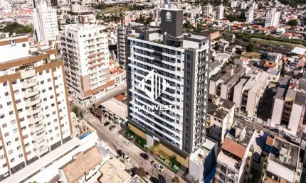Apartamento de 4 Dormitórios com 2 suíte e 2 demi-suíte no Bairro Floresta em São José.