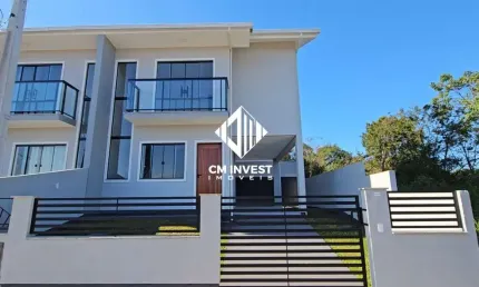 Sobrado à Venda com 3 quartos e 1 Suíte no Loteamento Alta Vista - Potecas, São José/SC