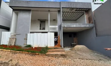Oportunidade! Sobrado!  4 quartos em fase de acabamentos.