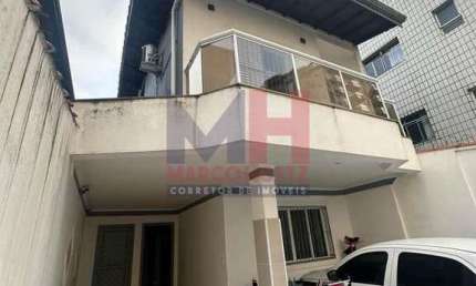 Sobrado com 3 dorms, Caiçara, Praia Grande - R$ 685 mil, Cod: 206557