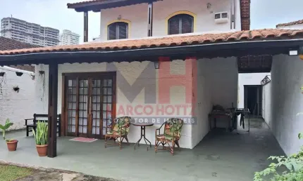 Sobrado com 3 quartos, Canto do Forte, Praia Grande - R$ 1.4 mi, Cod: 207365