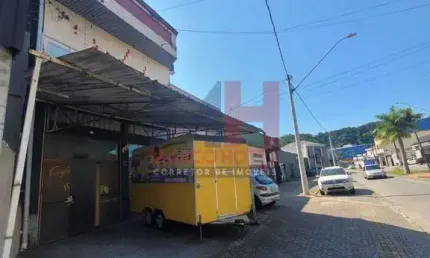 Sobrado com 3 quartos com suite e Loja de 80m2 -Boqueirão -PG