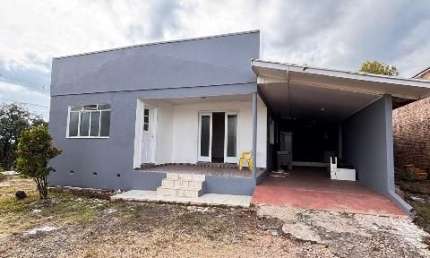 Casa com 4 quartos para alugar na Rua Mato Grosso, Estados, Concórdia