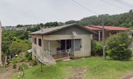 Casa com 3 quartos para alugar na Rua Carlos Maziero, 435, Santa Cruz, Concórdia