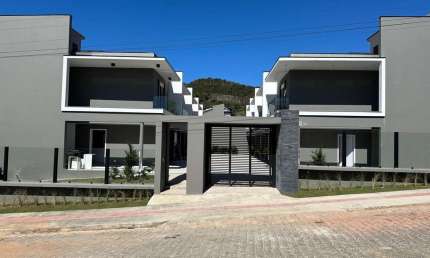 Casa em Condomínio para Venda em Garopaba, Jardim Panorâmico, 2 dormitórios, 2 suítes, 3 banheiros, 2 vagas
