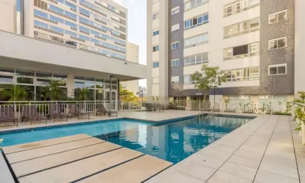 Apartamento para Venda em Porto Alegre, Central Parque, 3 dormitórios, 3 suítes, 4 banheiros, 2 vagas