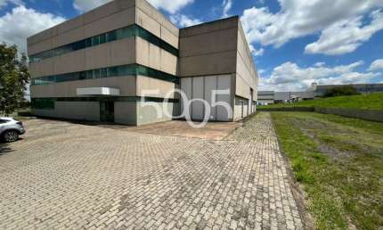 Galpão Industrial em Condomínio para Locação em Itu-SP, Jardim Emicol: 3 Pavimentos, 6 Banheiros, 1.695,41 m² de Área construída e 3000 m² de terreno